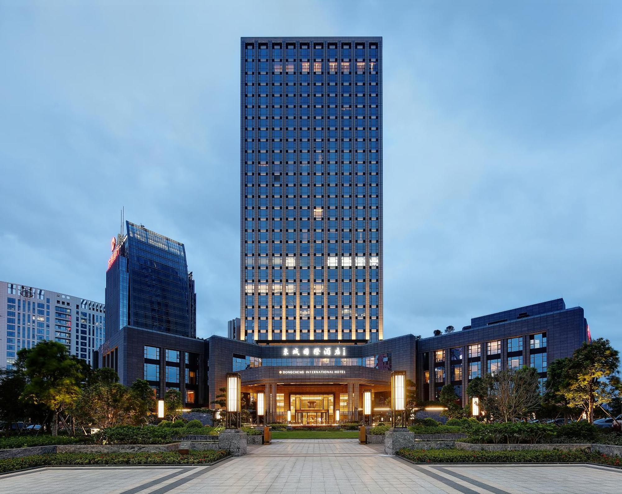 Dongguan Dongcheng International Hotel - Free Shuttle Buses For Executive Room Guests During Canton Fair Exterior foto
